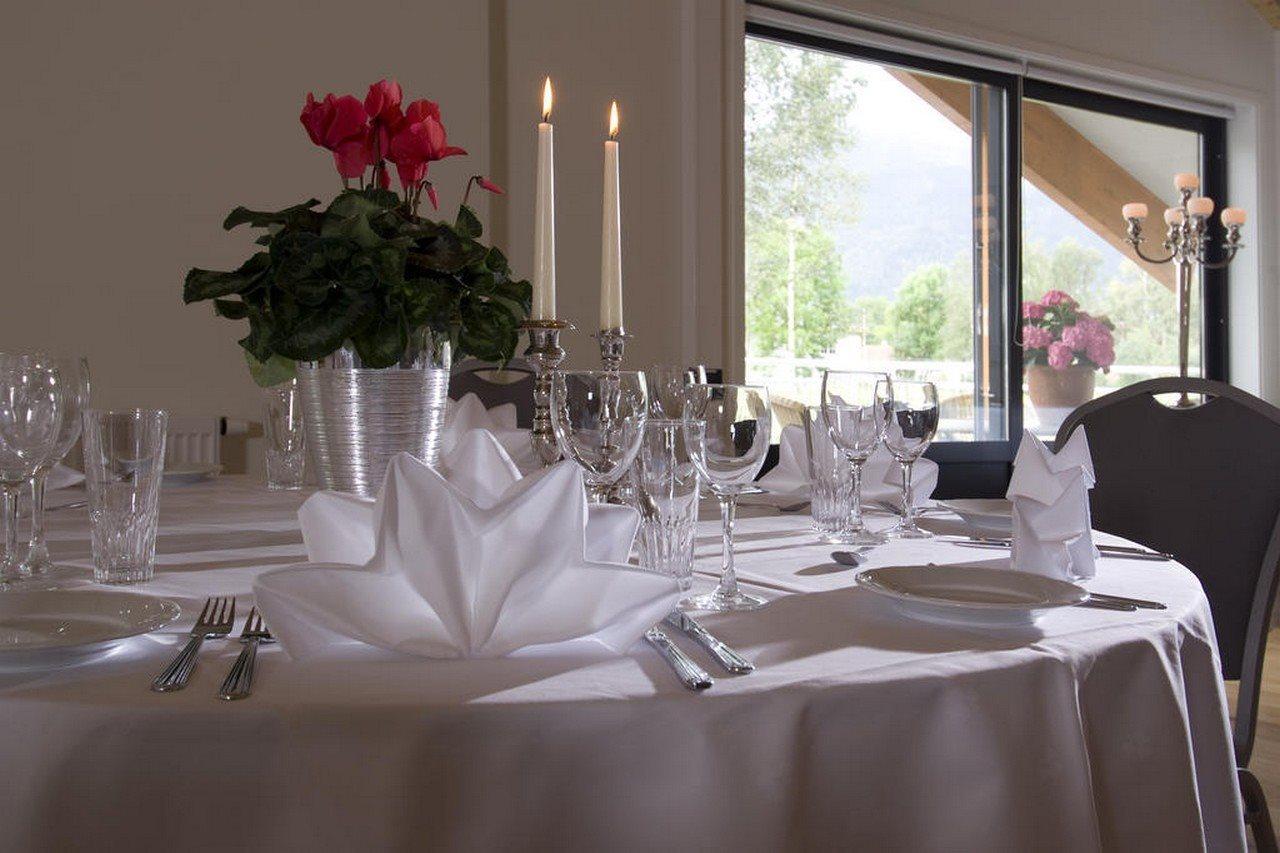 Nordfjord Hotell Nordfjordeid Buitenkant foto