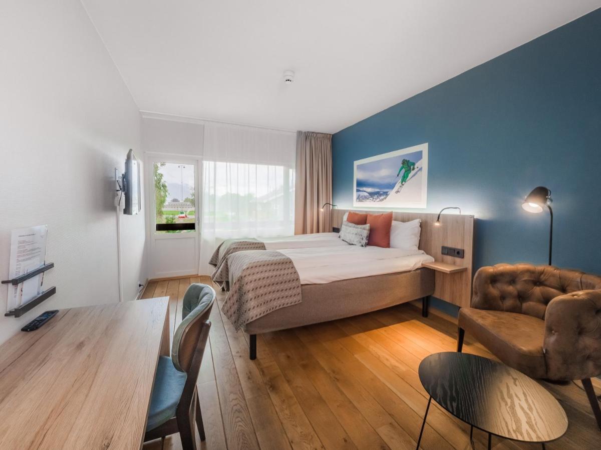Nordfjord Hotell Nordfjordeid Buitenkant foto